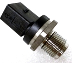 Датчик давления топлива 0281006447 (13537800602, 13538577623, 90281002988) BMW F20, F21, F45, F46, F30, F35, F80, F10, F18 Bosch 