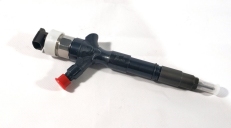 Форсунка 0950008290 (23670-09330 , 23670-39316 ) Denso 1KD-FTV