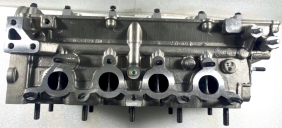 Головка в сборе с клапанами (без распредвалов) 22100-26100  G4EC, G4EE, G4ED Новая. Оригинал.