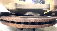 Ступица передняя правая в сборе c  диском 13502045 Daewoo Lacetti, Chevrolet Cruze J300 2008-2016 Контрактная